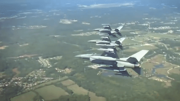 Tiem kich F-16 co the da tham chien tai Ukraine-Hinh-22
