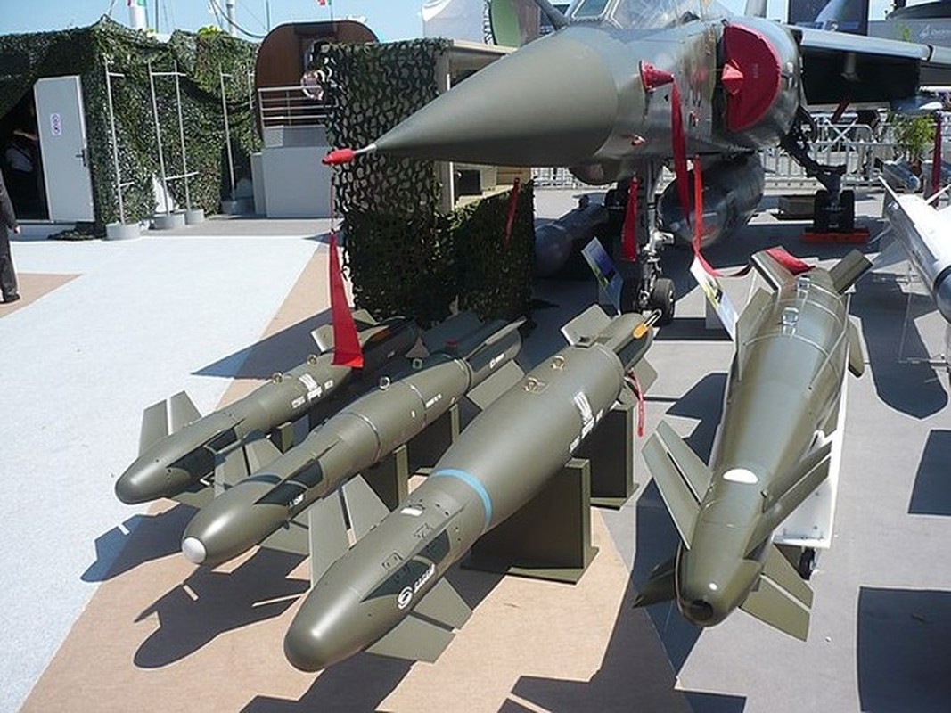 Bat ngo cach tiem kich MiG-29 Ukraine nem bom AASM Hammer-Hinh-5