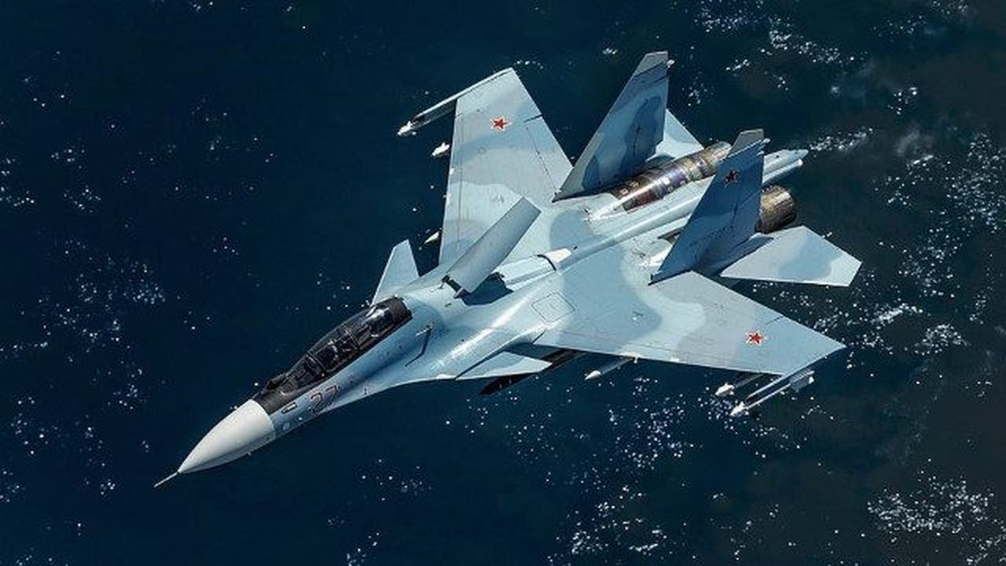 View - 	Máy bay Su-30SM của Nga nghi bị F-16 của Ukraine bắn hạ