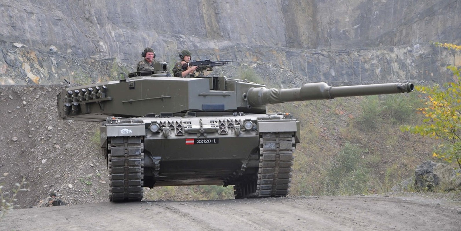 Xe tang T-72 