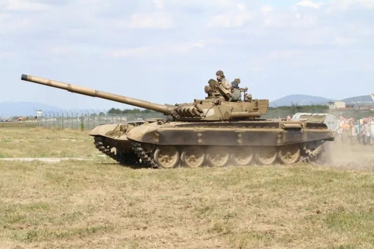 Xe tang T-72 