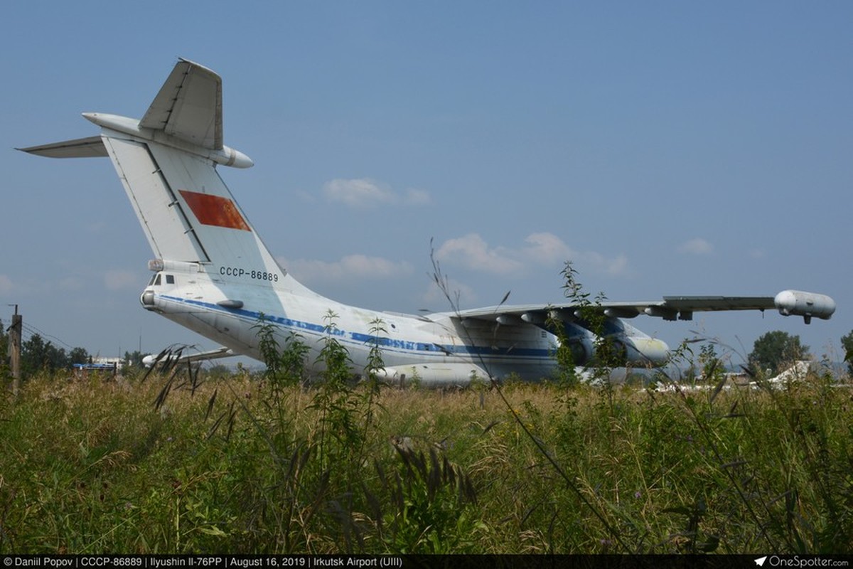 'Quai vat tac chien dien tu' Il-76PP bi thao do trong tiec nuoi-Hinh-8