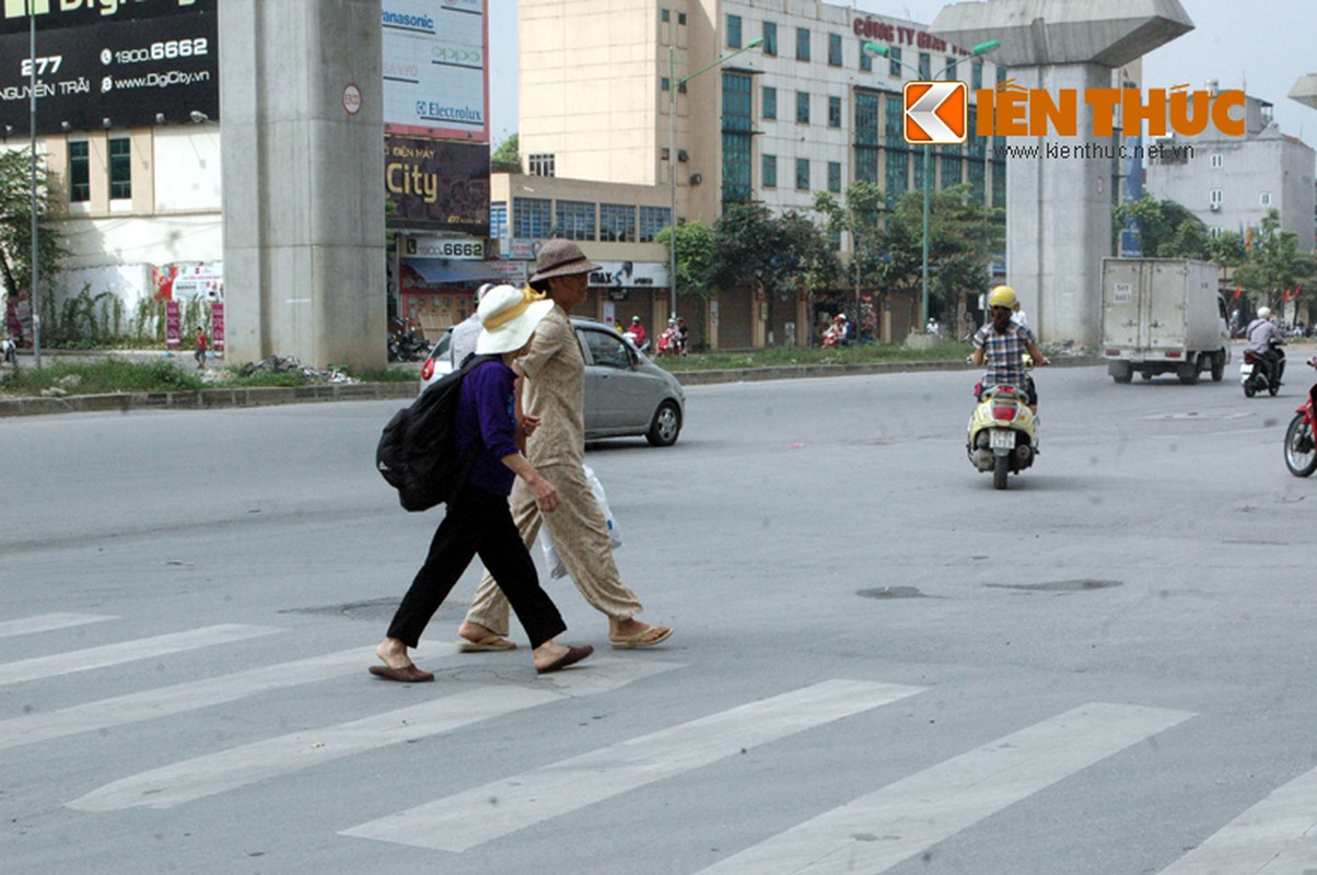 Cau di bo Ha Noi bat ngo bien mat sau mot dem-Hinh-10