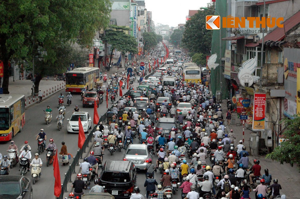 Duong Ha Noi un tac kinh hoang sau nghi le-Hinh-7