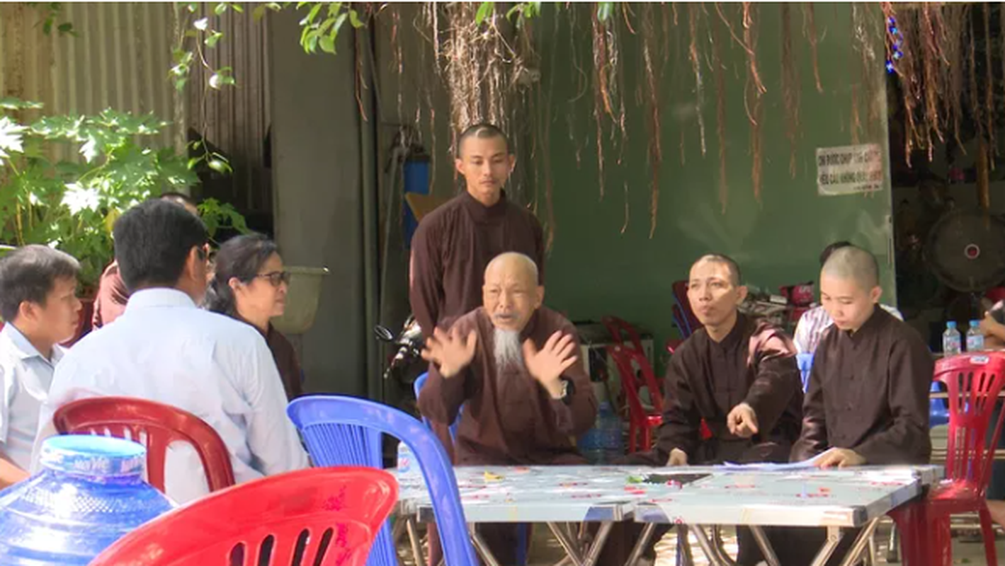 Tinh that Bong Lai bi chinh quyen kiem tra: Lat “scandal” nong du luan-Hinh-3