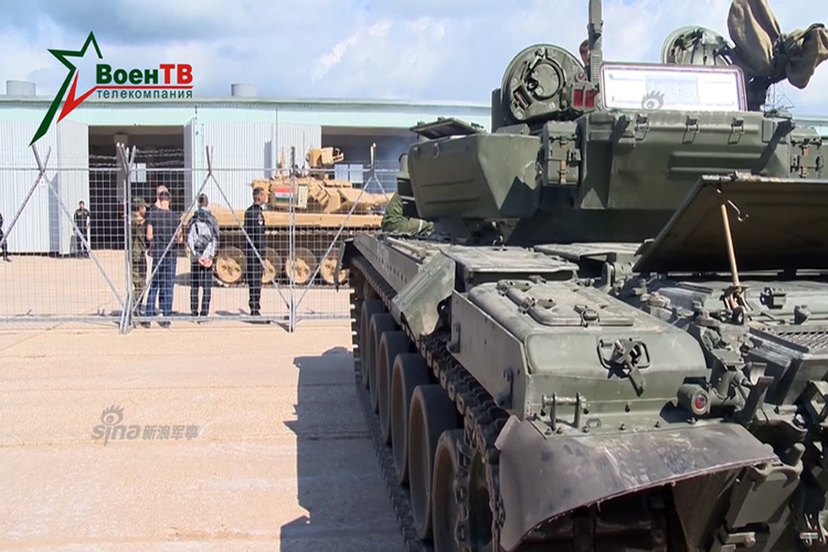 An Do coi giap tang T-90 quyet dau Trung Quoc o Nga-Hinh-4