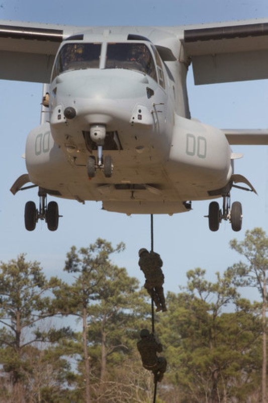 Boeing V-22 Osprey “chim ung bien” cua Hai quan My-Hinh-12