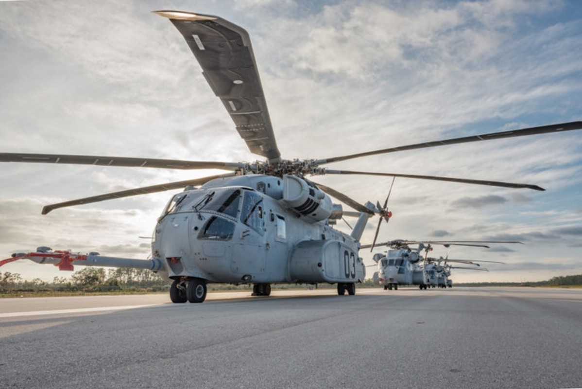 CH-53K doi thu  duy nhat cua &quot;ngua tho&quot; Mi-26T2 Nga-Hinh-2