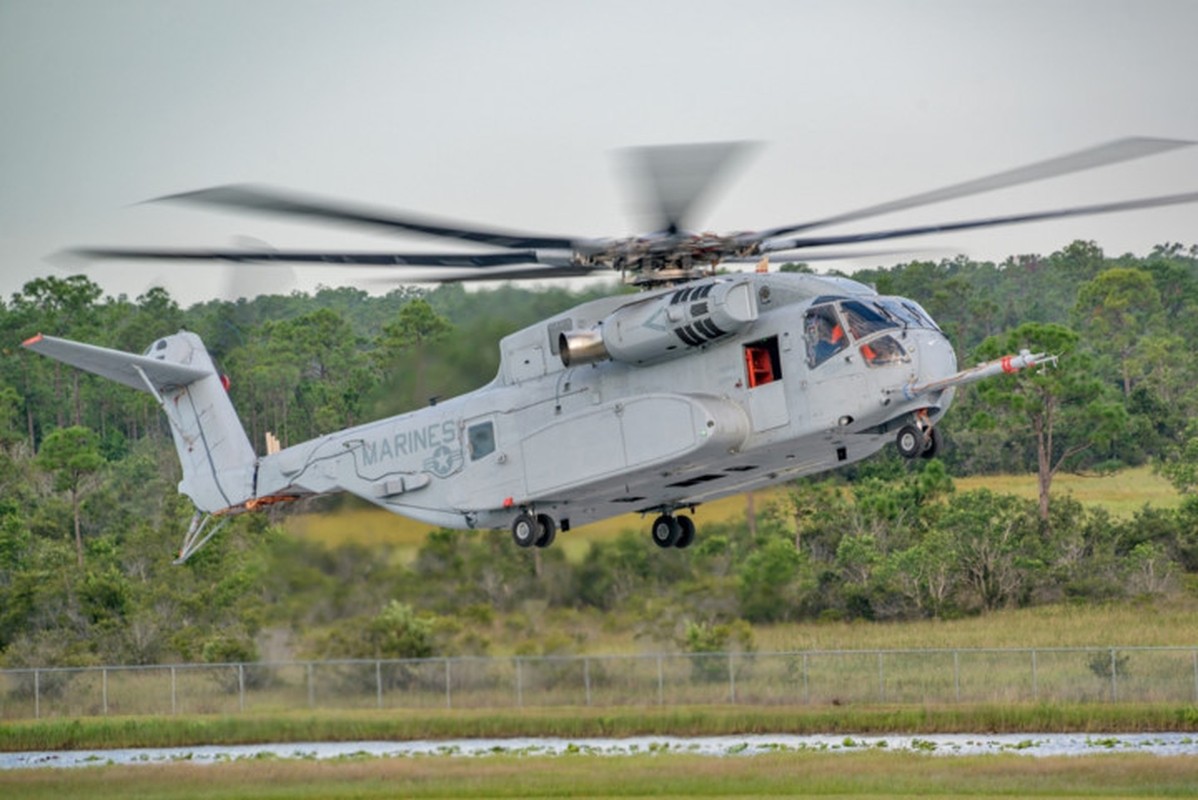 CH-53K doi thu  duy nhat cua &quot;ngua tho&quot; Mi-26T2 Nga-Hinh-4