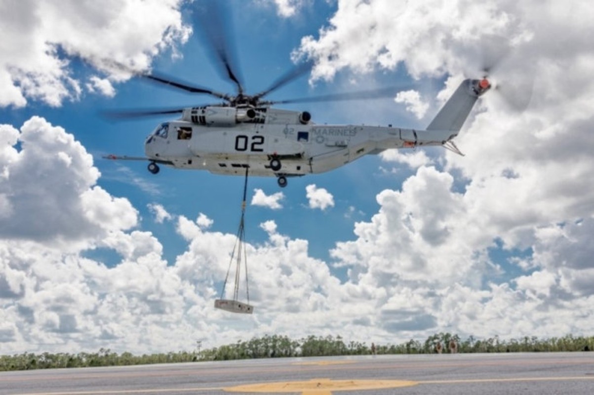 CH-53K doi thu  duy nhat cua &quot;ngua tho&quot; Mi-26T2 Nga-Hinh-9