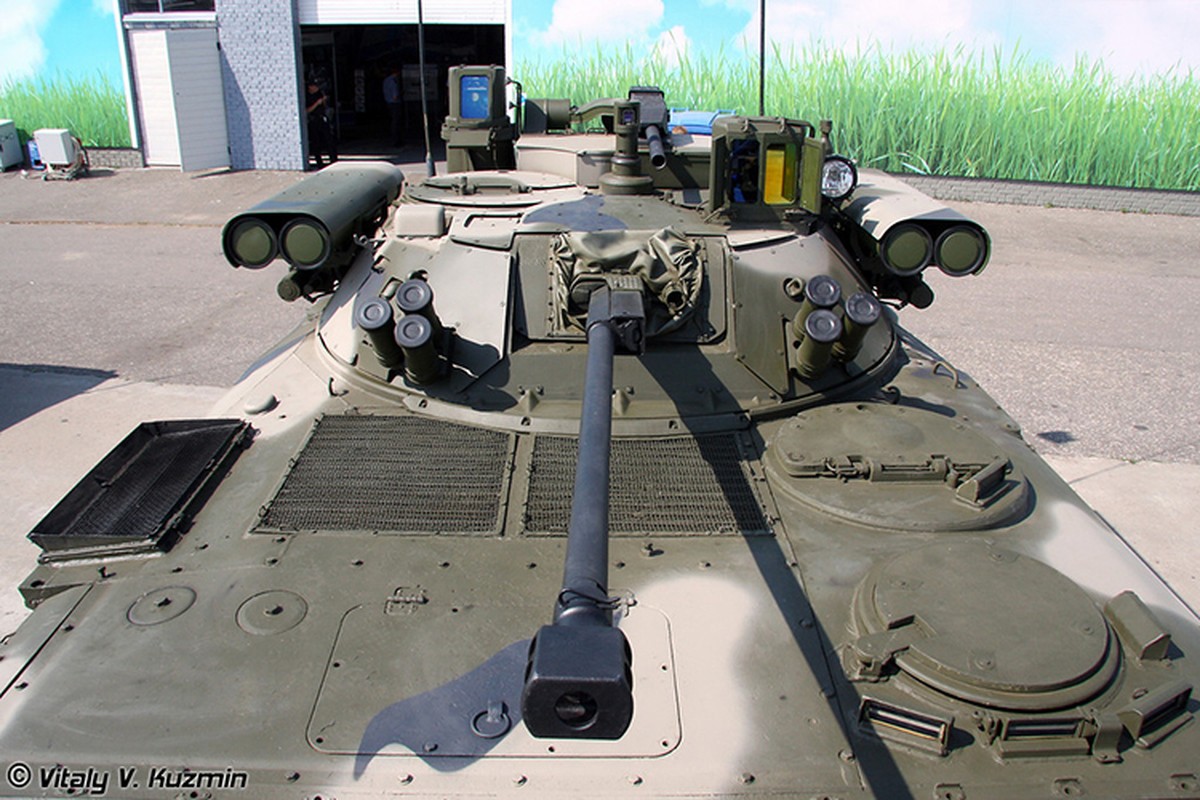 Het tien mua xe moi, Nga ngam ngui nang cap BMP-2 dung do-Hinh-10