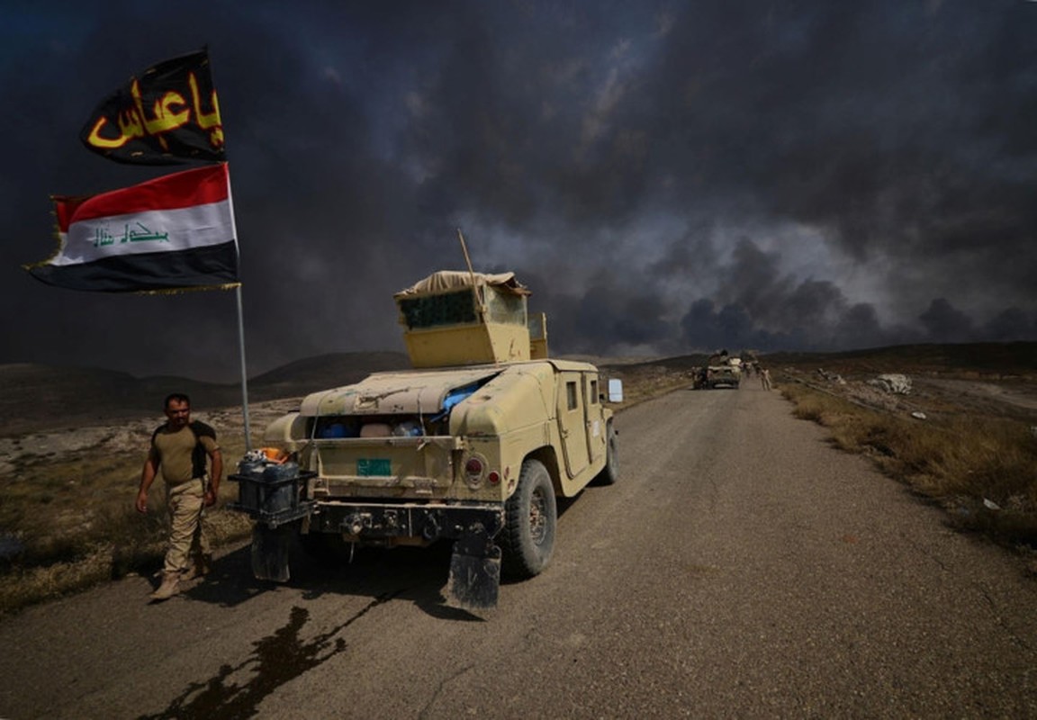 Linh Iraq ram ro tien ve hang o cuoi cung cua IS