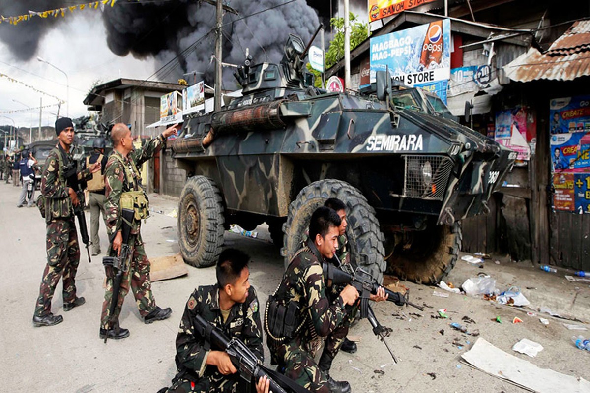 Het Ak-103, Nga lai ga ban sung chong tang RPG-7 cho Philippines-Hinh-10