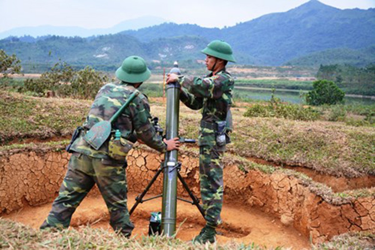 Ngac nhien phao chong tang Viet Nam danh dich do bo duong khong-Hinh-4