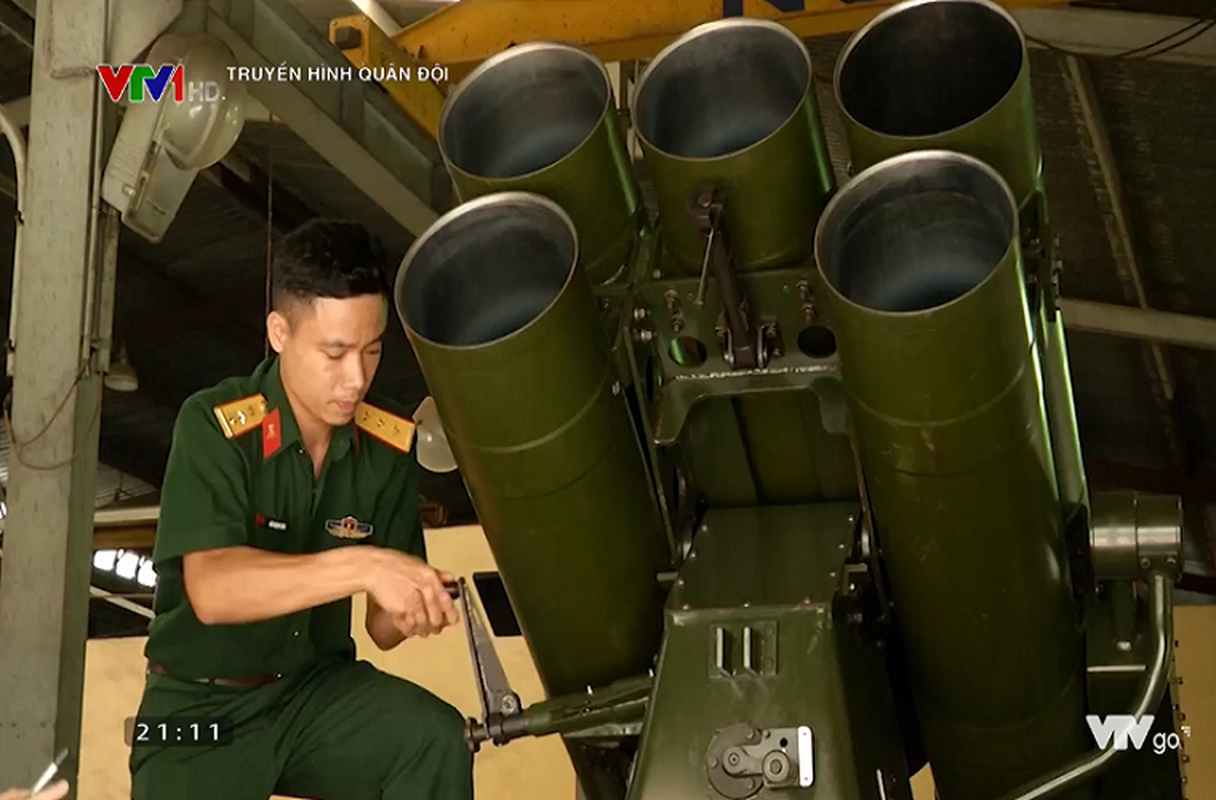 Viet Nam bat ngo hoi sinh rocket chong ngam “khung”-Hinh-2