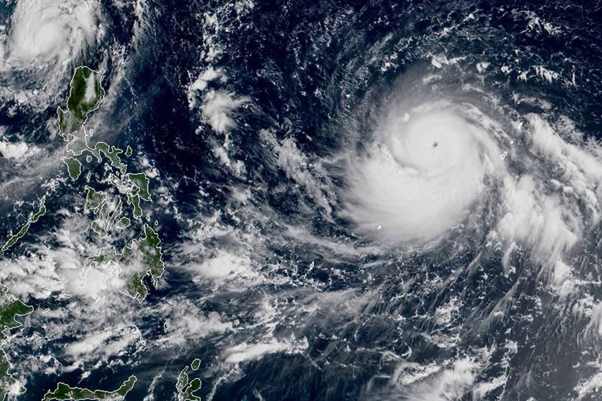 Hoan luu khong lo cua bao Mangkhut khi nhin tu khong gian-Hinh-4