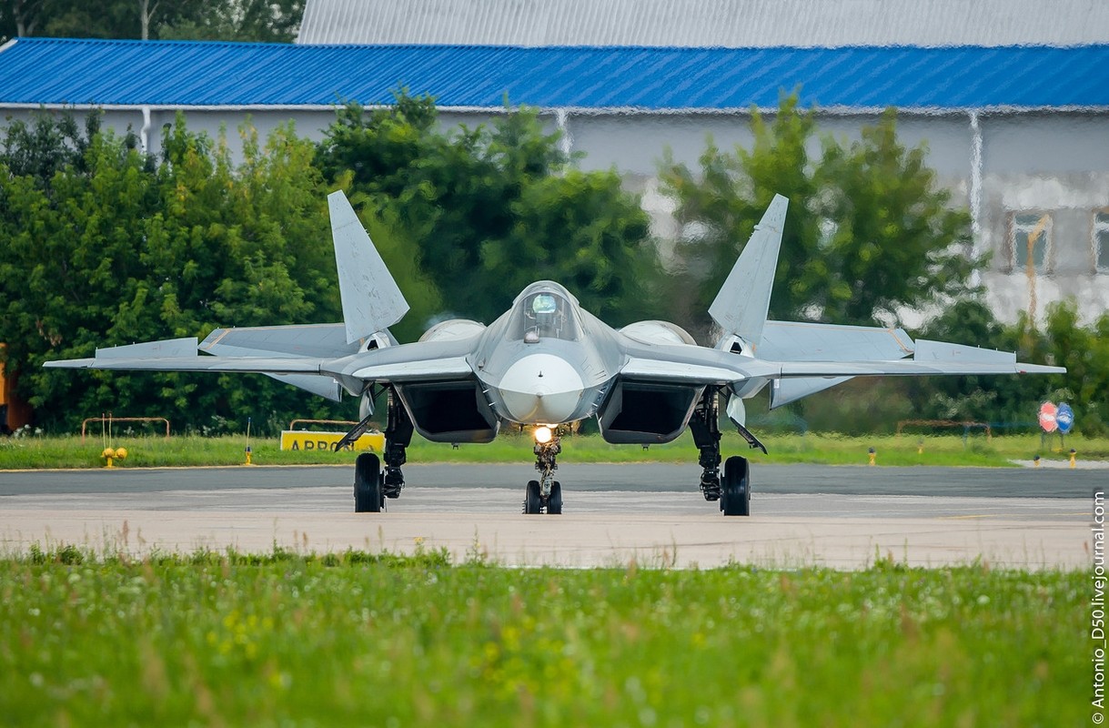 Lo dia diem Nga trien khai phi doi Sukhoi Su-57 dau tien-Hinh-5