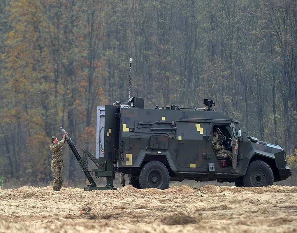 Ukraine gioi thieu coi tu hanh cuc la, den Nga cung them muon-Hinh-6