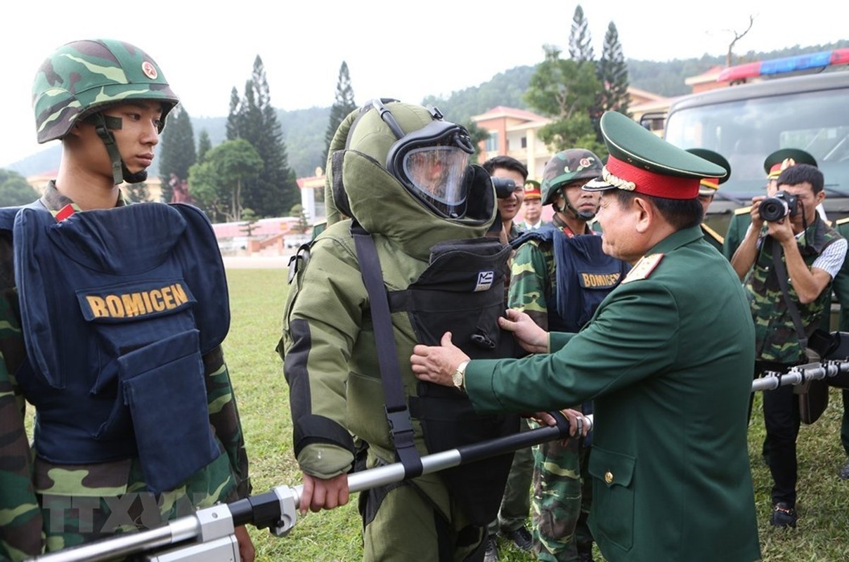 Ngac nhien vu khi toi tan den khong ngo cua Dac cong VN-Hinh-11