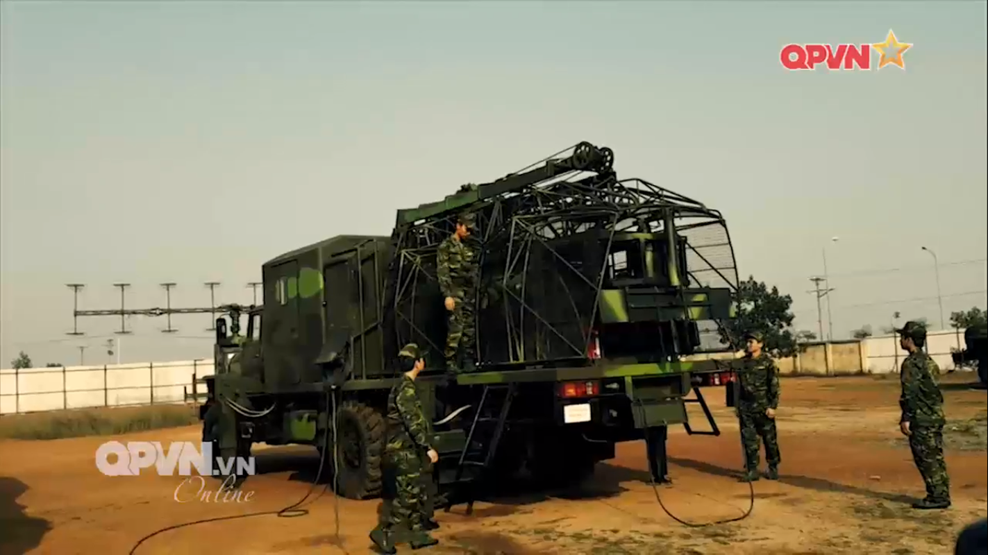 Ngac nhien cong nghe tren dai radar canh gioi “Made in Vietnam”-Hinh-6