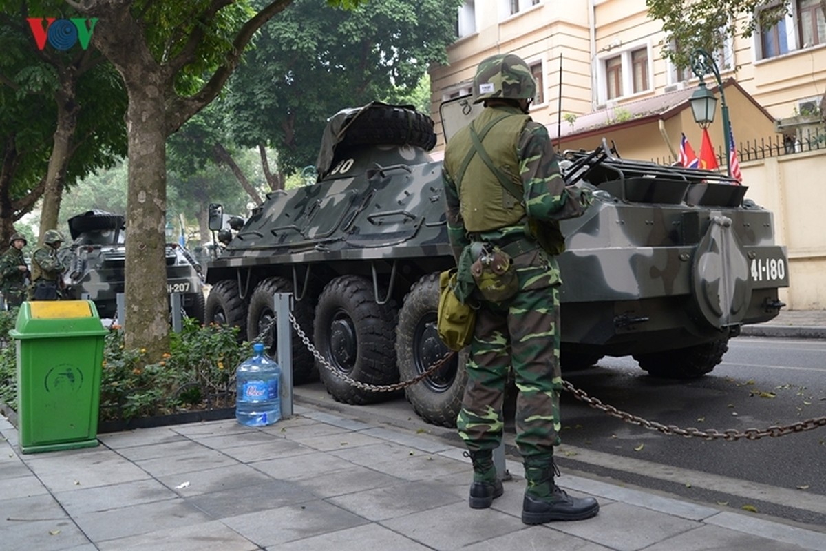Can canh xe thiet giap BTR-60PB Viet Nam bao ve Thuong dinh My-Trieu-Hinh-7