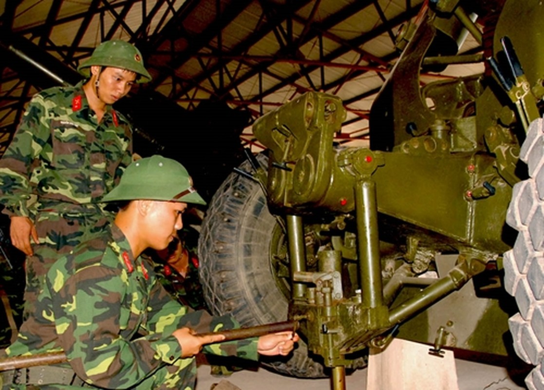 Quan doan 2: “Than toc, Tao bao, Quyet thang” trong thoi binh-Hinh-15