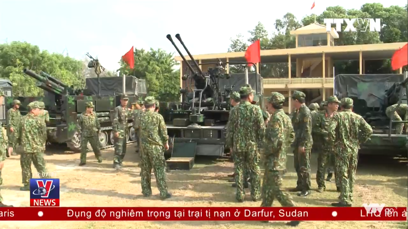 Phao D-44 Viet Nam “hoa rong” bang cach khong ngo-Hinh-11