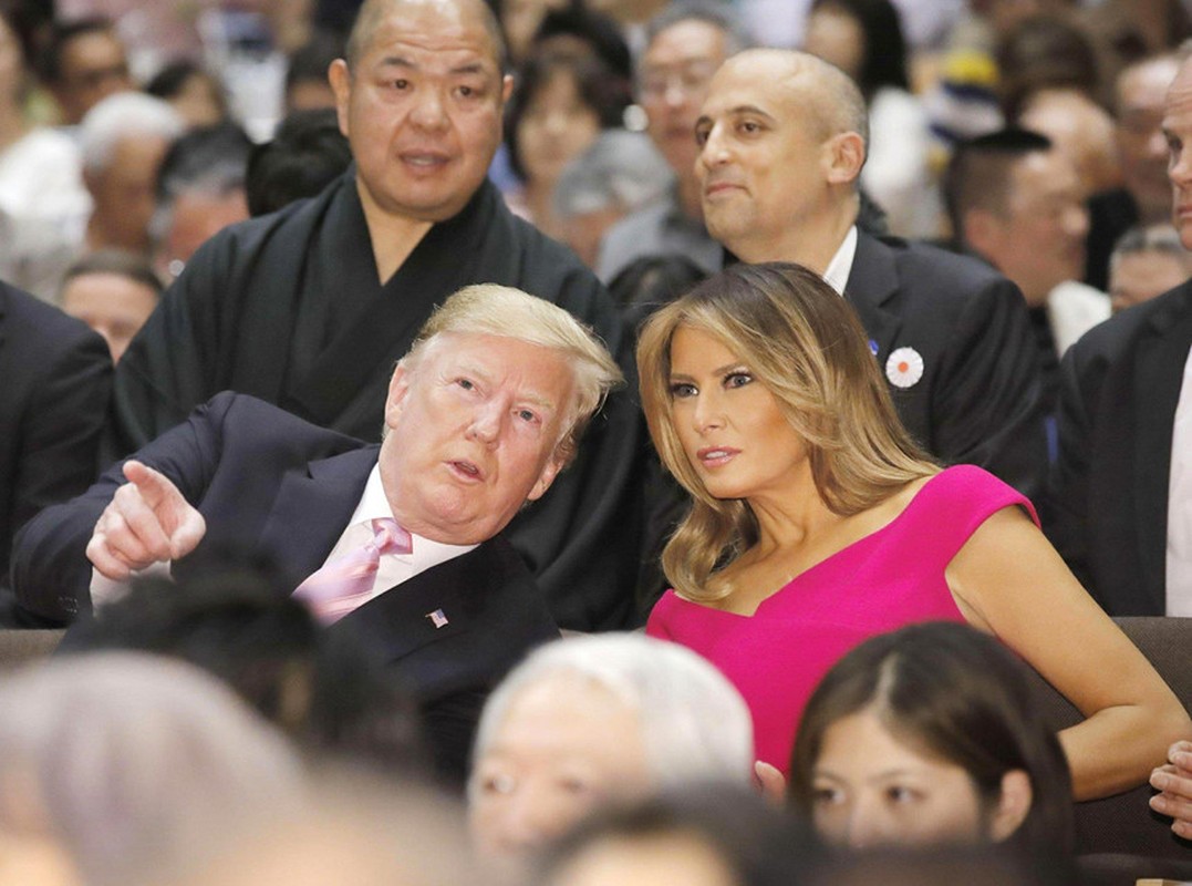 Nguoi Nhat phan khich khi ong Trump trao giai sumo-Hinh-5