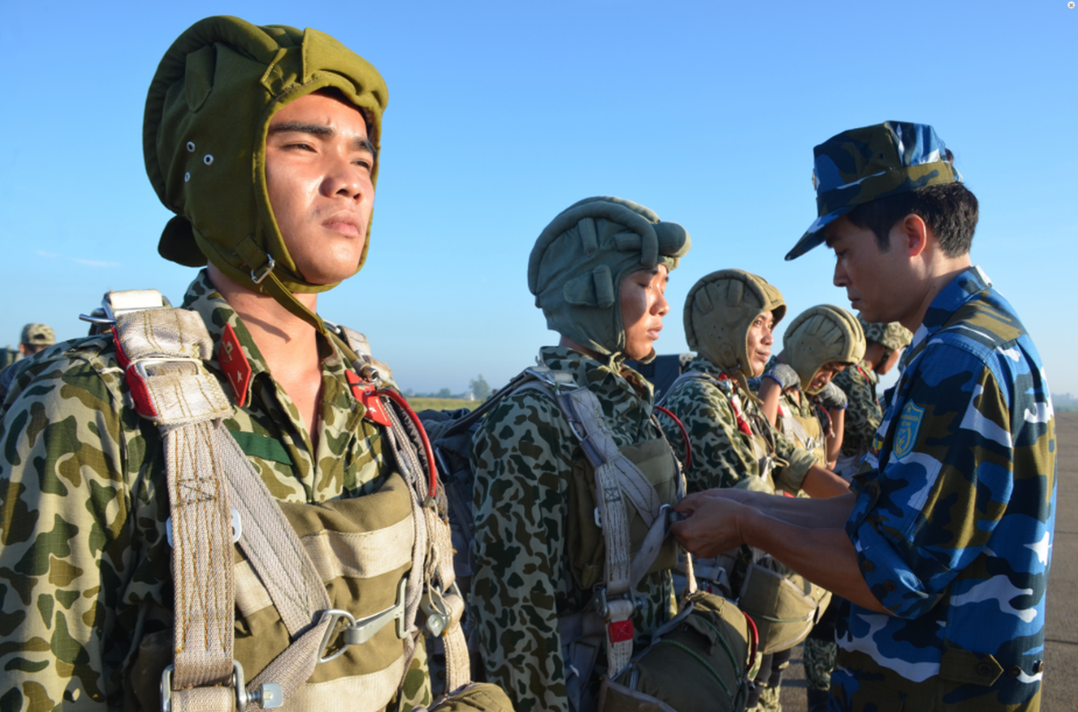 Muc kich Dac cong Viet Nam du day do bo duong khong-Hinh-2