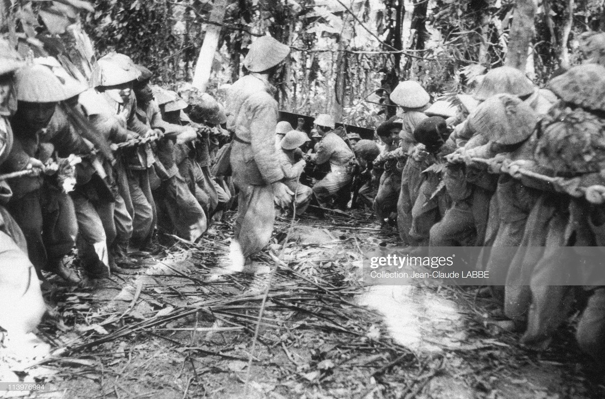 Can canh co phao My khien quan Phap khiep dam o Dien Bien Phu-Hinh-13