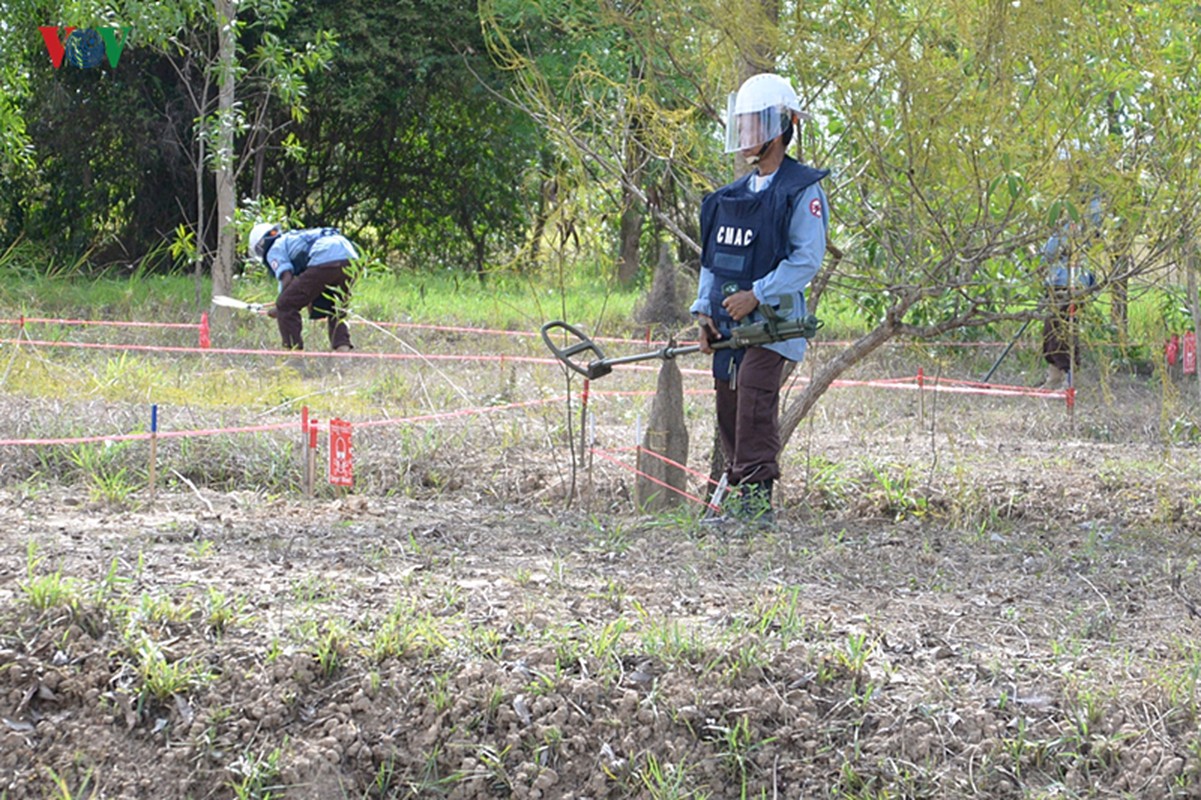 O nhiem bom min: Vet thuong kho co the lanh o Campuchia-Hinh-21