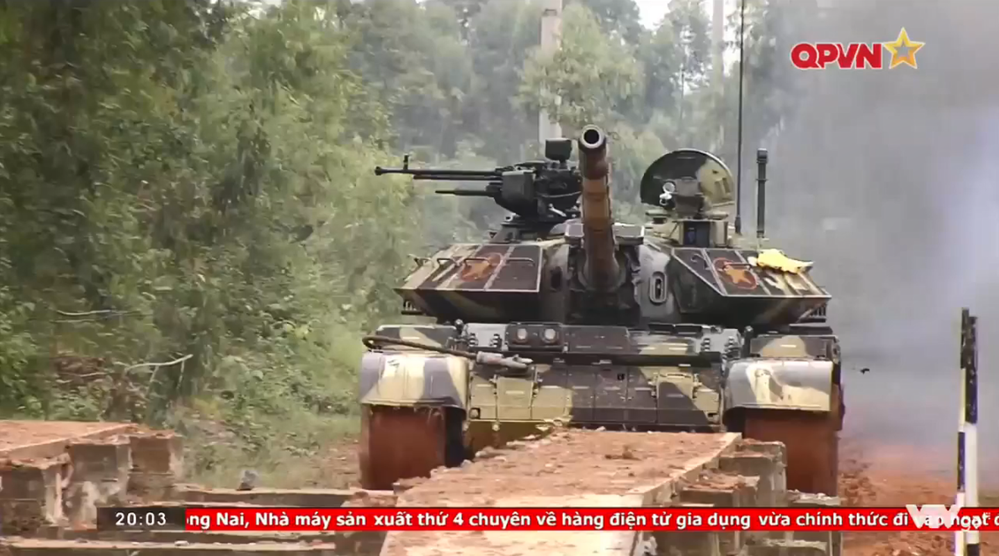 Viet Nam “lot xac” T-54 giup linh tang dua tai o Tank Biathlon-Hinh-7