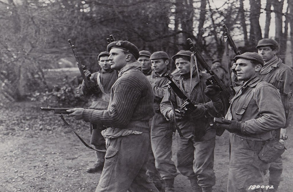 Lai lich khau tieu lien quy cua chien si Ha Noi nam 1946-Hinh-7