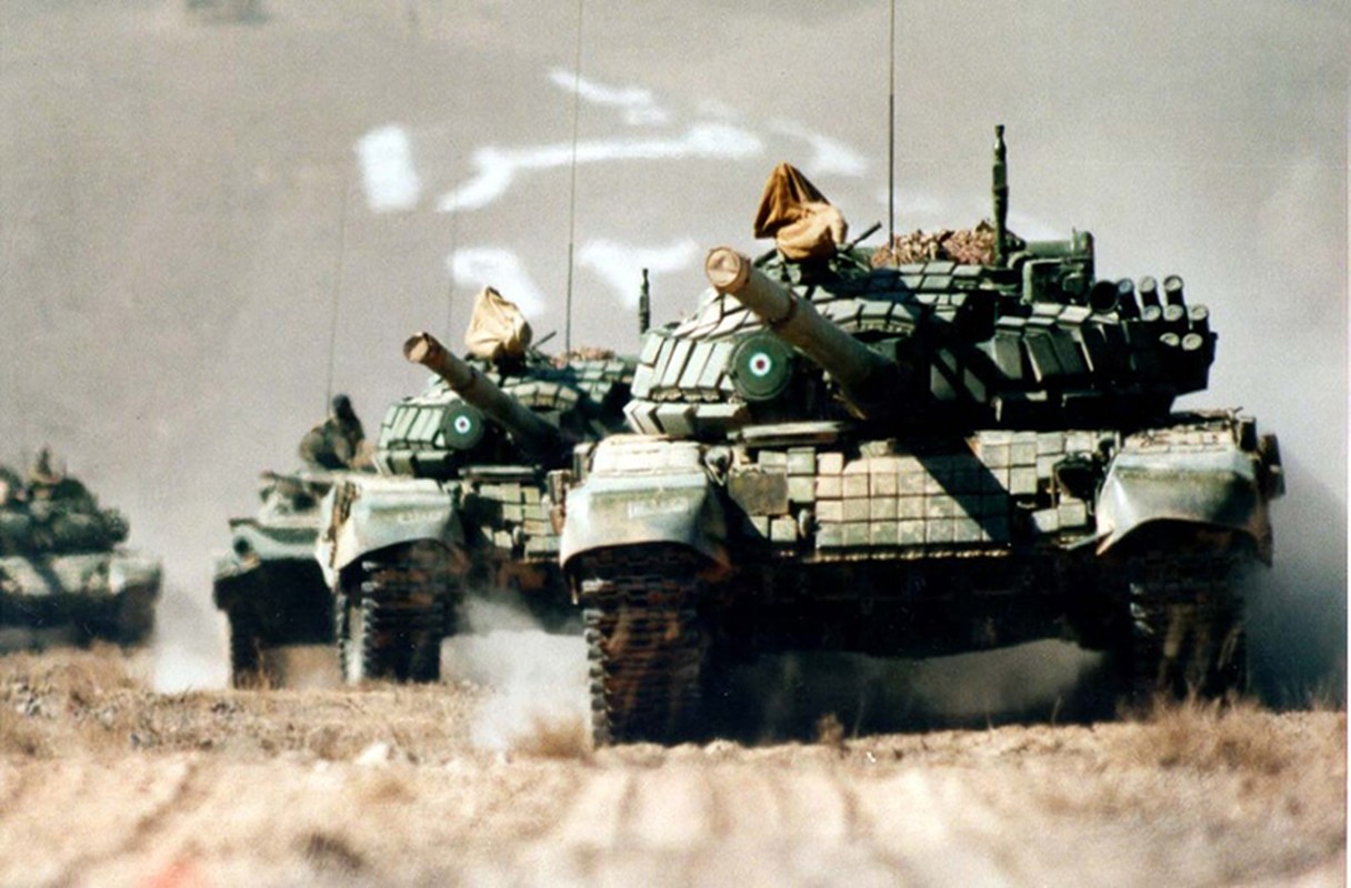 Them giap ERA, xe tang Iran se vuot troi T-90?-Hinh-8