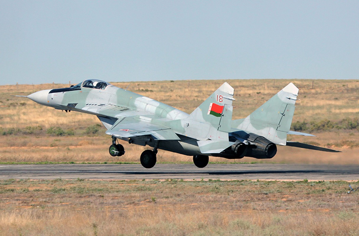 Phat them 8 tiem kich MiG-29 Belarus tang cho Serbia-Hinh-2