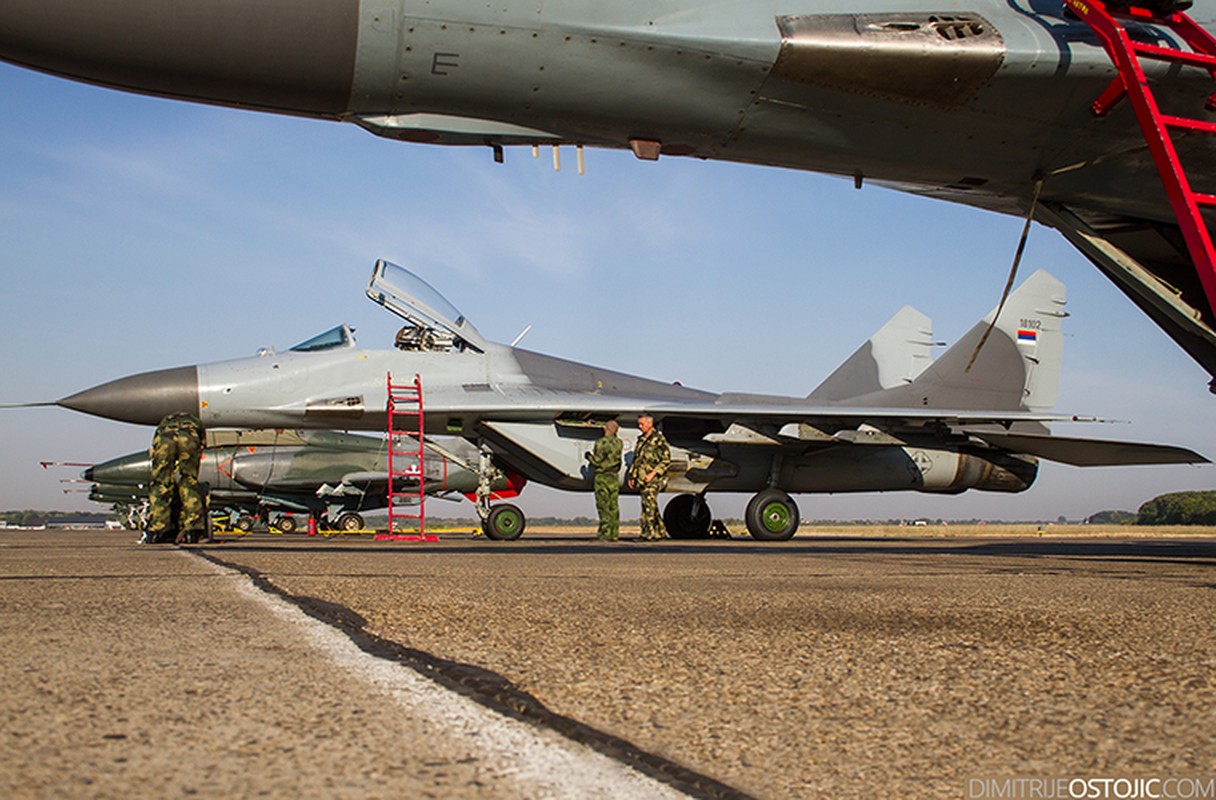 Phat them 8 tiem kich MiG-29 Belarus tang cho Serbia-Hinh-7