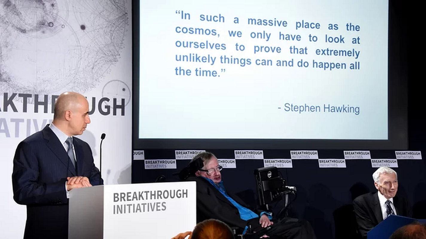 Sung sot thien tai Stephen Hawking tien tri ve ngay tan cua Trai Dat-Hinh-8