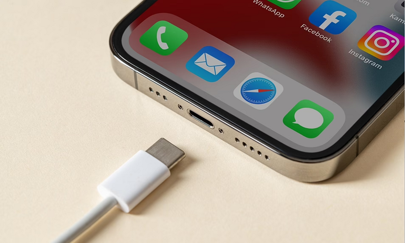 Vi sao iPhone 15, cong USB- C la buoc ngoat quan trong nhat cua Apple?-Hinh-9