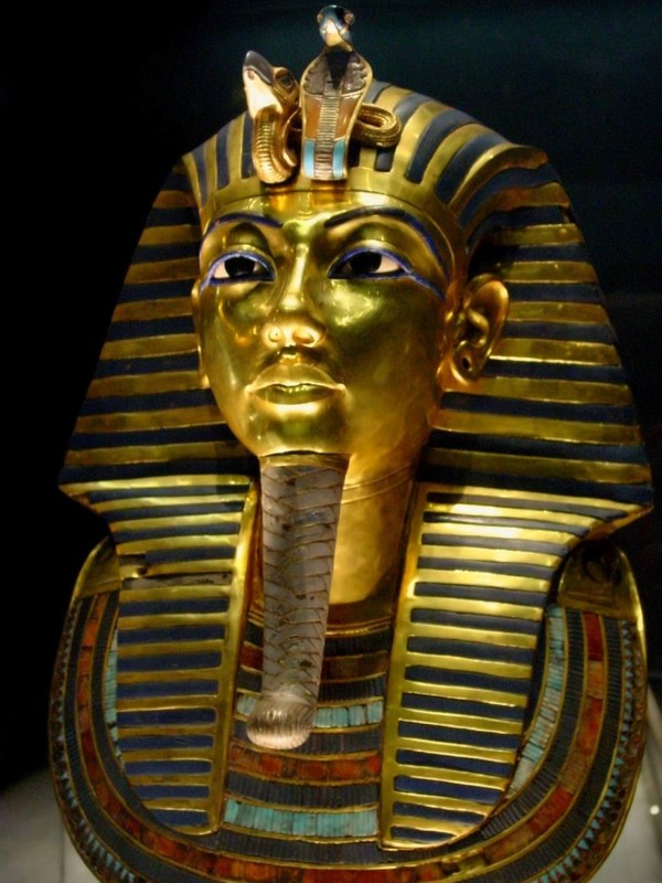 Bi an dao gam vang trong mo Tutankhamun: Dinh dang nguoi ngoai hanh tinh?-Hinh-11