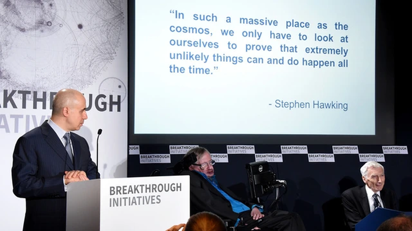 Rung minh nhung tien doan ve ngay tan the cua thien tai Stephen Hawking-Hinh-6