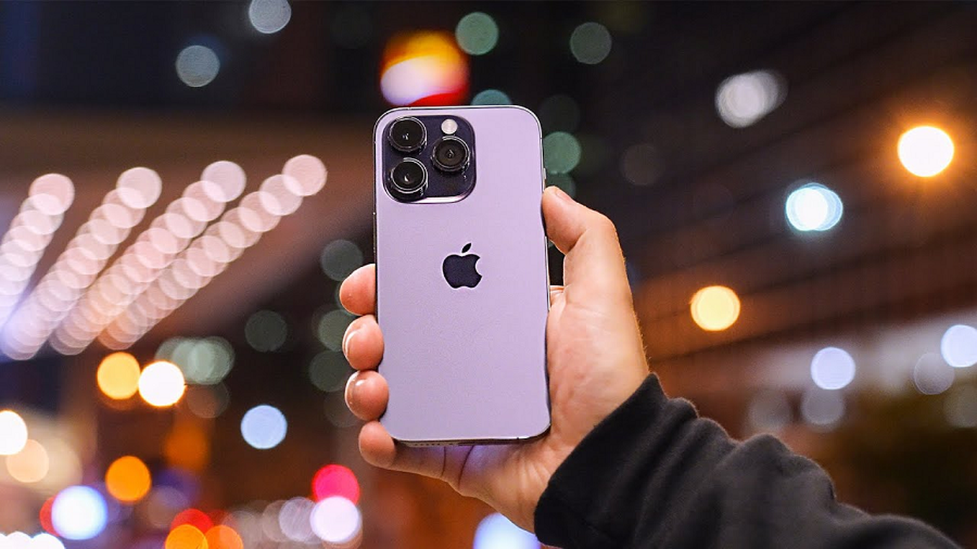 Vi sao camera iPhone 14 Pro Max rat “duoc long” iFan?-Hinh-5