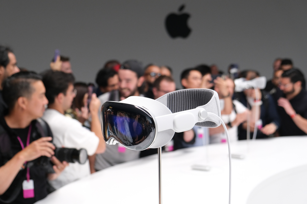 Apple “nung nau” ra lo Vision Pro gia re: Co dang mua?-Hinh-10
