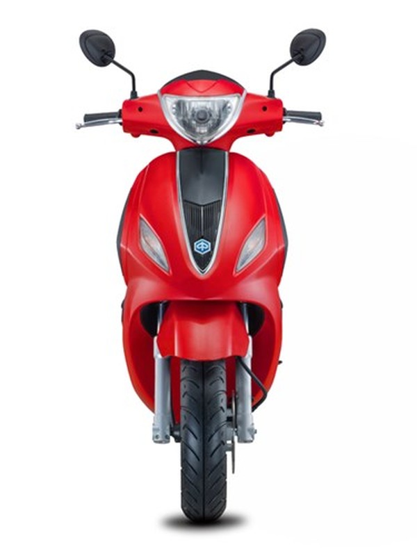 Xe tay ga Piaggio Fly moi co gia gan 42 trieu dong