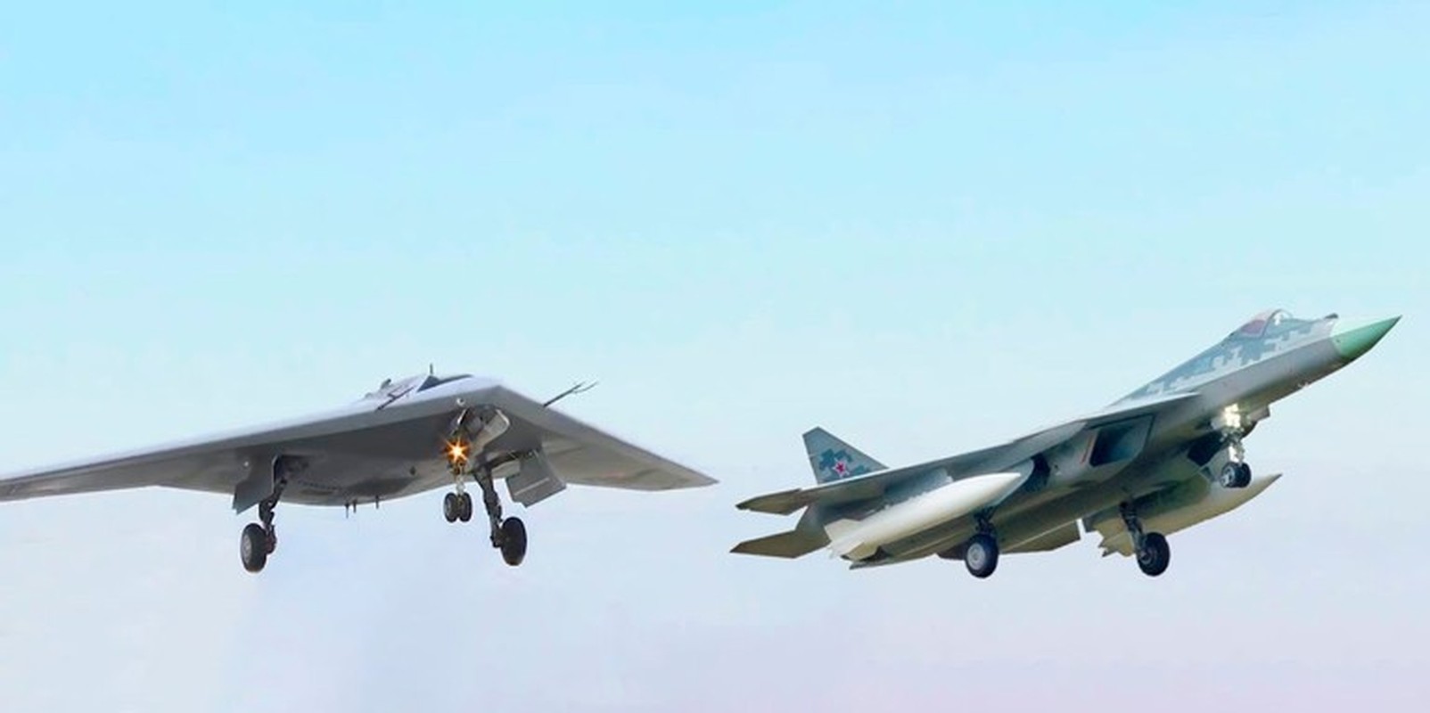 May bay khong nguoi lai cua Ukraine co thang duoc UAV cua Nga?-Hinh-5