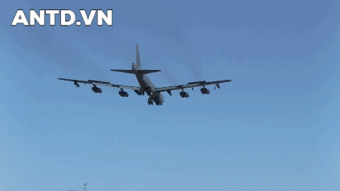 My lai tiep tuc dung Phao Dai Bay B-52H ran mat Iran-Hinh-3