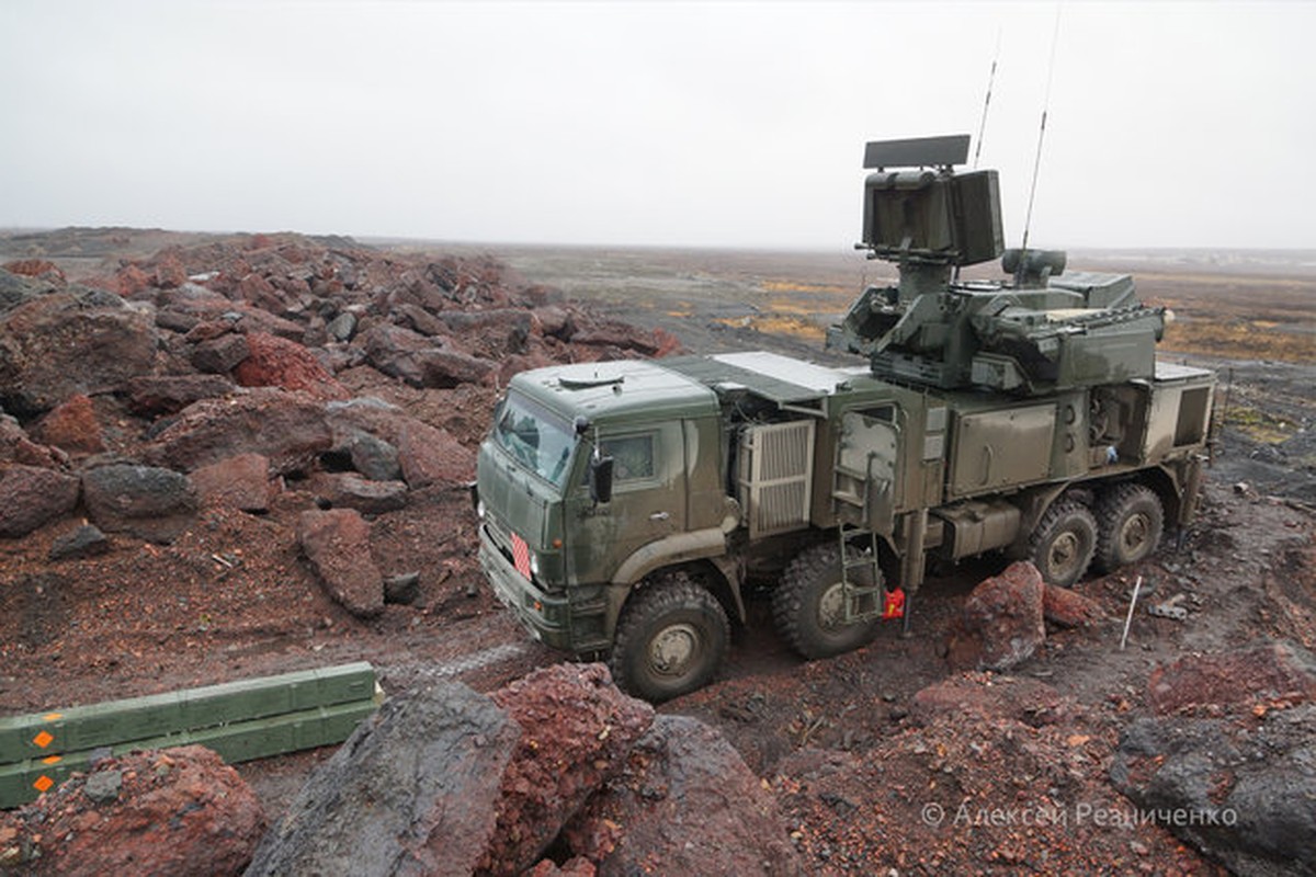 Can cu My o Iraq bi na phao, Pantsir Nga khai hoa danh chan 