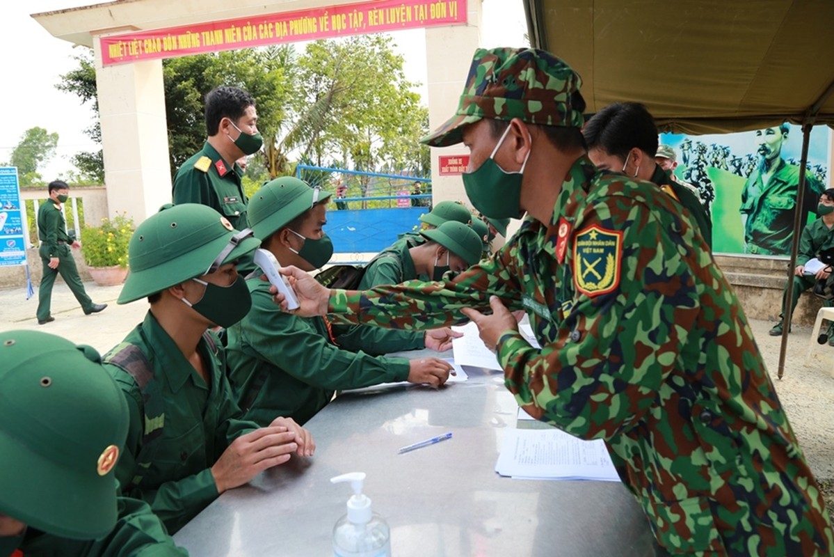 Ngay dau trong quan ngu cua tan binh Quan doi Viet Nam-Hinh-2