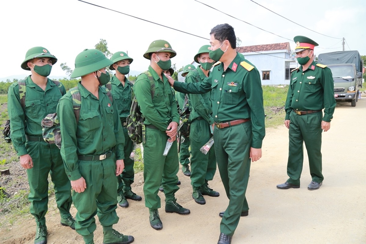 Ngay dau trong quan ngu cua tan binh Quan doi Viet Nam-Hinh-3