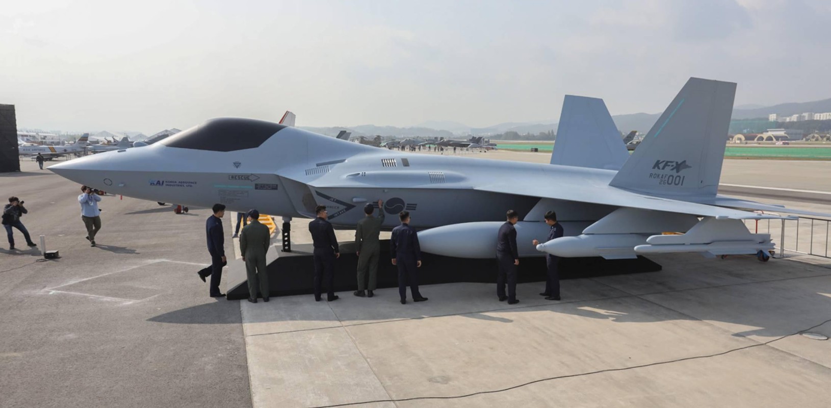 Tiem kich tang hinh Han Quoc: Dua con roi cua F-22 Raptor My-Hinh-15