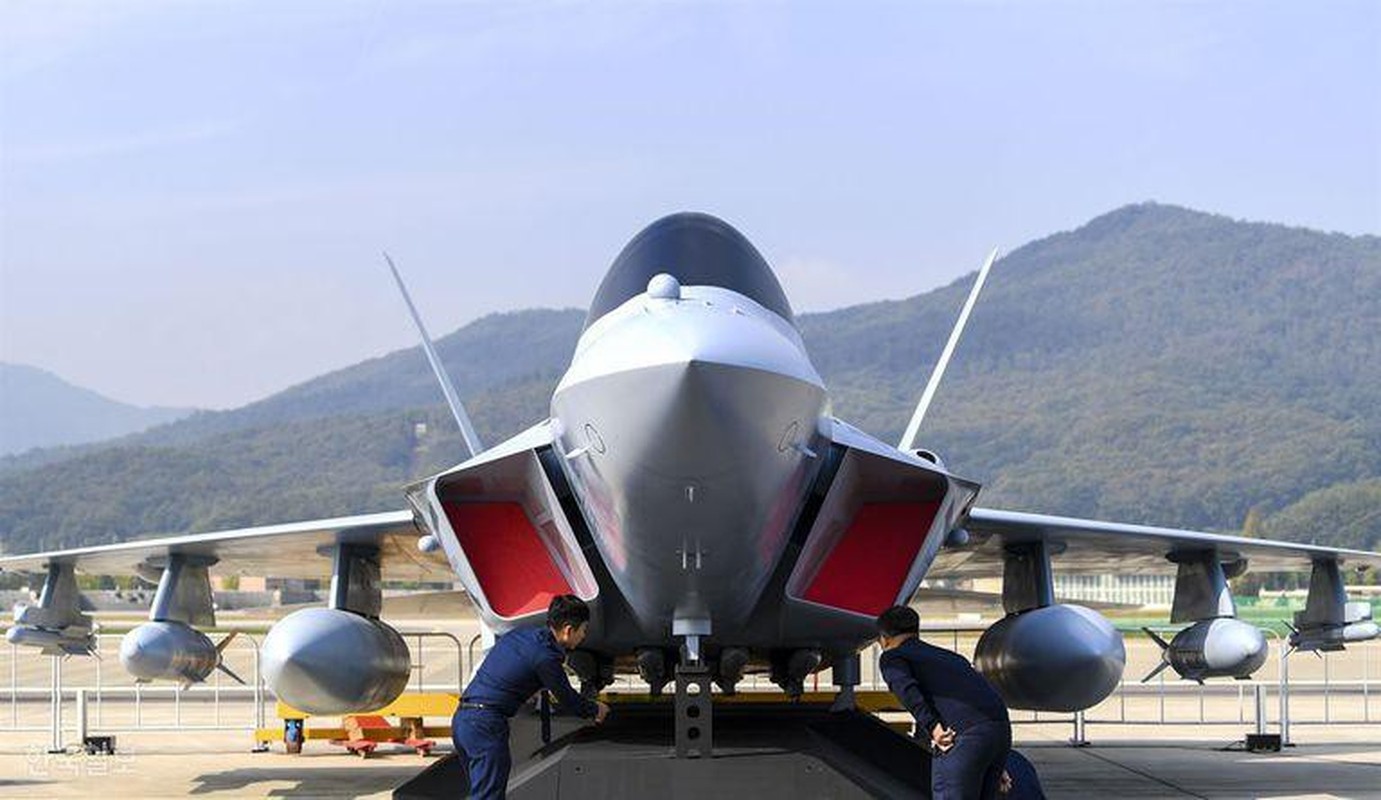 Tiem kich tang hinh Han Quoc: Dua con roi cua F-22 Raptor My-Hinh-9